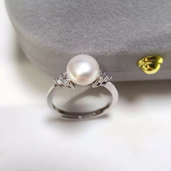 Authentic Freshwater Ring Silver (Adjustable) - Picture 2 of 5